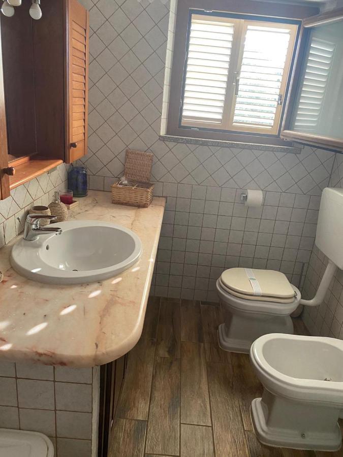 Casa Vittoria Apartment Палау Екстериор снимка